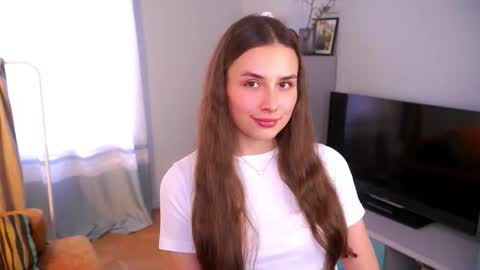 Snapshot of miss_quiz chatting on 28, 10, 2025 Leonor online show from 28, 10, 2025