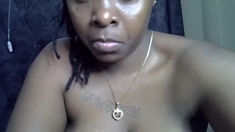 Snapshot of miss_sinphoria chatting on 22, 10, 2025 Miss online show from 22, 10, 2025