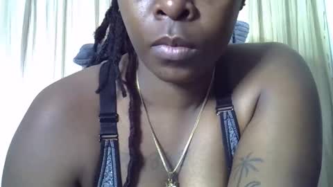 Snapshot of miss_sinphoria chatting on 23, 10, 2025 Miss online show from 23, 10, 2025