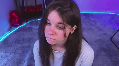 Snapshot of miss_spider chatting on 21, 2, 2025 Spider girl Help me reach 10 likes online show from 21, 2, 2025