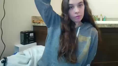 Bella online show from 10, 10, 2025