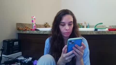 Bella online show from 18, 10, 2025