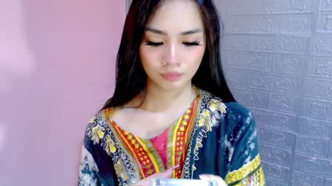 Snapshot of miss_sweety_17 chatting on 10, 1, 2025 Jean Marie online show from 10, 1, 2025