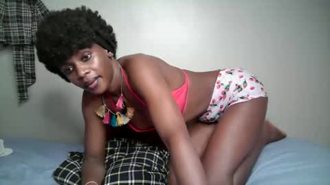 miss_ug online show from 30, 10, 2025