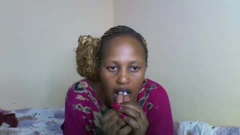 Snapshot of miss_vall chatting on 13, 3, 2026 miss_vall online show from 13, 3, 2026