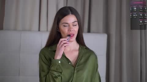 Miss Victoria online show from 15, 11, 2025