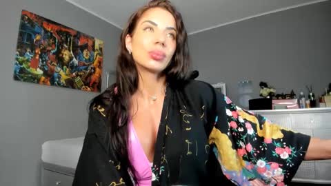 Alesyamuscledoll online show from 7, 3, 2025