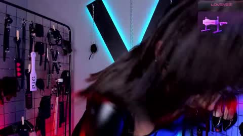 Snapshot of missalix_miah_bdsm chatting on 24, 11, 2025 Miss Alix and Mia Slave online show from 24, 11, 2025