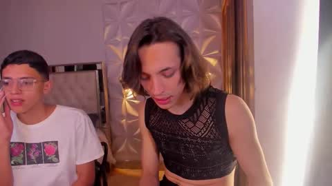 Snapshot of missarii28 chatting on 23, 11, 2025 Mis Ari online show from 23, 11, 2025