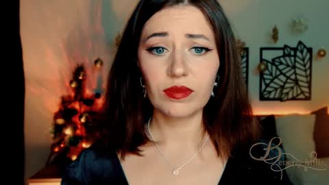 The divine Beverly online show from 1, 1, 2025