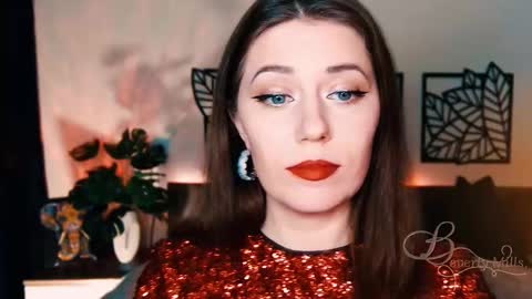 The divine Beverly online show from 23, 2, 2025