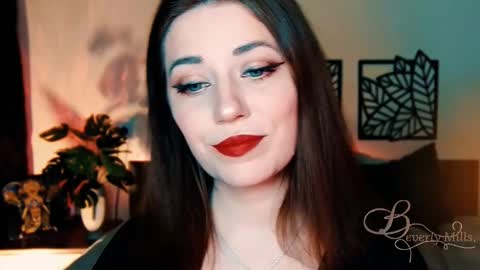 The divine Beverly online show from 6, 3, 2025