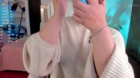 Bianca Torres online show from 3, 12, 2024