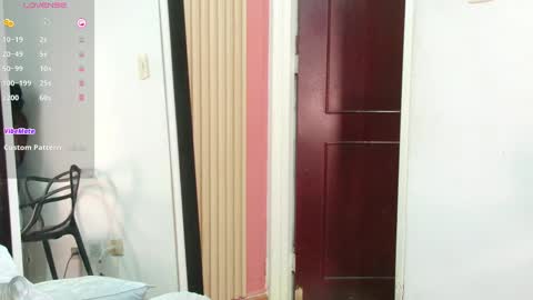 Miss Evelyn  online show from 27, 9, 2025