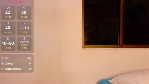 Miss Evelyn  online show from 13, 10, 2025