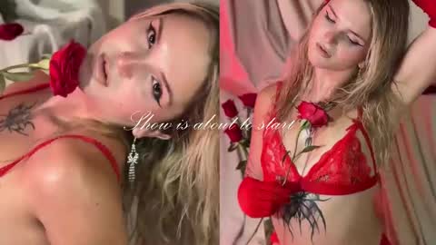 Chloe freelance model Please your thumbs up are important  online show from 19, 2, 2025
