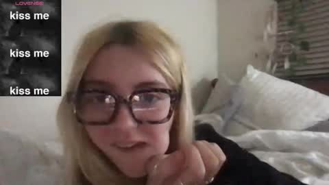 Miss Daisy online show from 5, 2, 2026