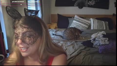 Snapshot of missemmbeex chatting on 23, 2, 2026 missemmbeex online show from 23, 2, 2026