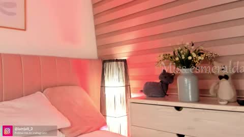 Julieta Arboleda   but i like call me esme online show from 25, 2, 2026