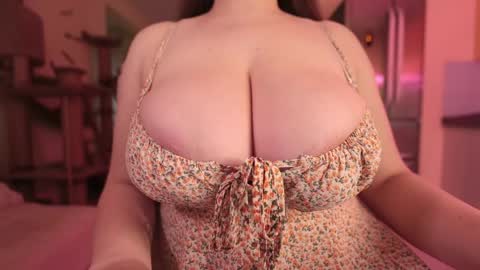 MissFreyaXXX online show from 25, 3, 2026