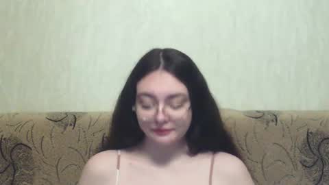 missis mona online show from 19, 1, 2025