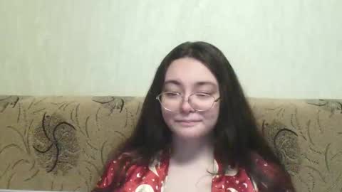 missis mona online show from 3, 3, 2025