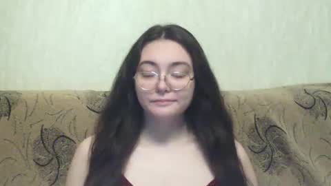 missis mona online show from 11, 3, 2025