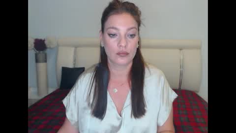 Khloe online show from 28, 9, 2025