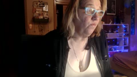 MissKittyFox online show from 13, 1, 2025