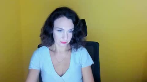 Snapshot of misskristyyy chatting on 13, 10, 2025 Christina online show from 13, 10, 2025