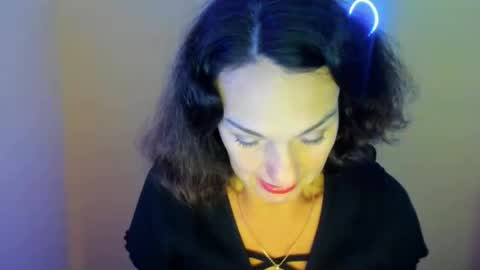 Snapshot of misskristyyy chatting on 16, 10, 2025 Christina online show from 16, 10, 2025