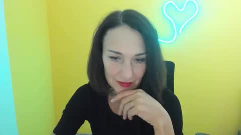 Snapshot of misskristyyy chatting on 22, 10, 2025 Christina online show from 22, 10, 2025