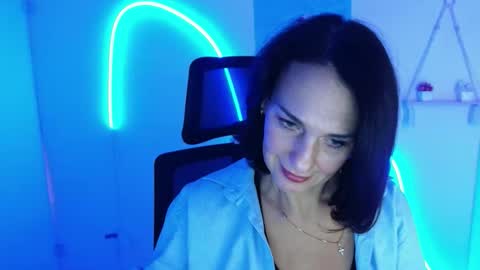 Snapshot of misskristyyy chatting on 23, 10, 2025 Christina online show from 23, 10, 2025