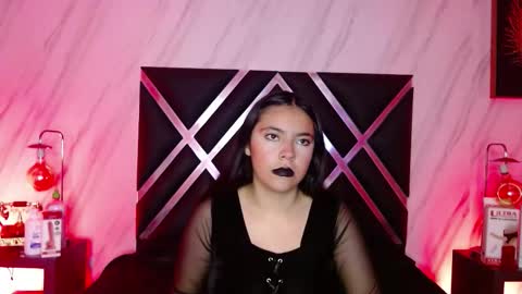 misslexy_ online show from 22, 9, 2025
