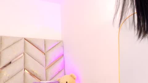 lyly  independient model online show from 27, 9, 2025