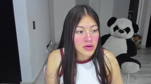 missloren333 online show from 5, 11, 2025