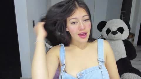 missloren333 online show from 6, 11, 2025