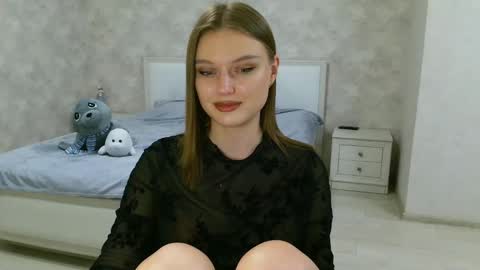 OneGoddess online show from 13, 1, 2025