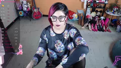 Miss Mia online show from 14, 12, 2024