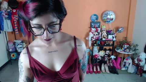 Miss Mia online show from 29, 12, 2024