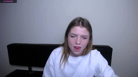 Olivia online show from 10, 12, 2024