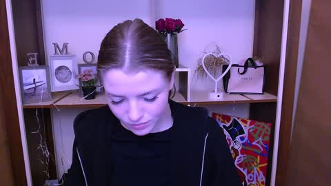 Olivia online show from 24, 12, 2024