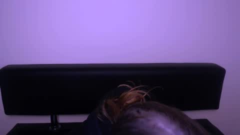 Olivia online show from 2, 2, 2025