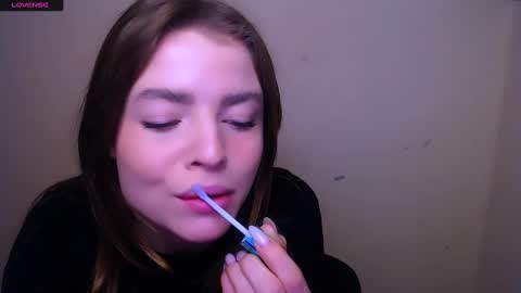 Olivia online show from 16, 2, 2025