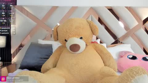 Pau Giraldo online show from 15, 1, 2025