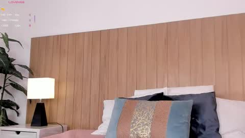 Emma Prada online show from 11, 11, 2025