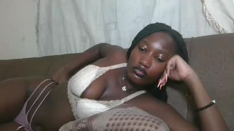 pretty gal online show from 30, 10, 2025