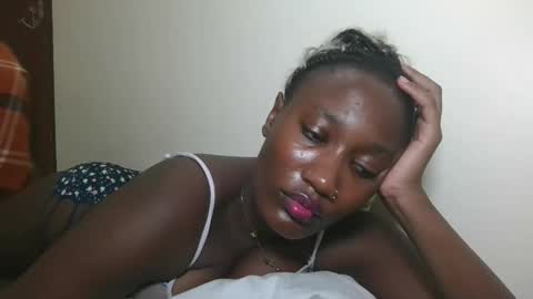 pretty gal online show from 4, 12, 2025