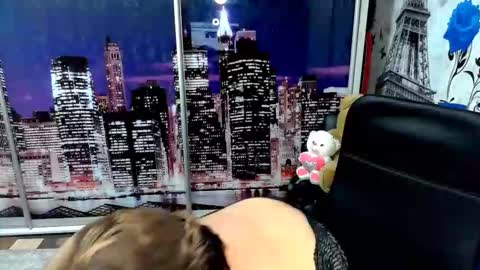 Snapshot of missritabella chatting on 29, 10, 2025 Rita online show from 29, 10, 2025