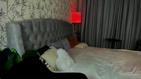 Emily online show from 1, 3, 2025